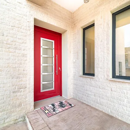 The Mountain * Alimmatades